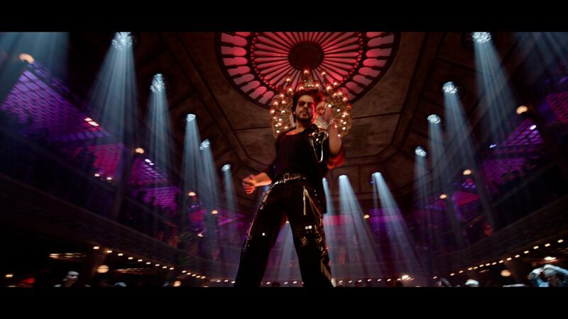 பார்ட்டி மூடுக்கு இழுத்துச் செல்லும் கிங்கான் ஷாருக்கான் !, ஜவான் படத்திலிருந்து ‘நாட் ராமையா வஸ்தாவையா’ பாடல் வெளியானது!