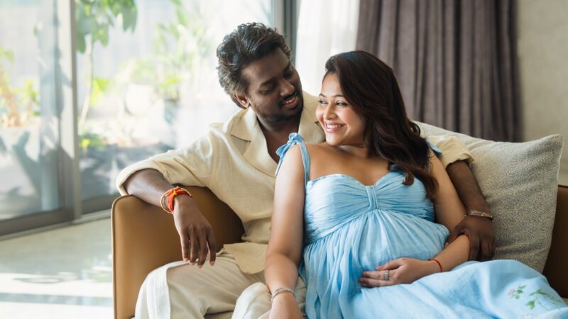 அட்லீ- பிரியா தம்பதிக்கு பெண் குழந்தை பிறந்தது. மகன் ‘மீர்’ உற்சாக அறிவிப்பு!